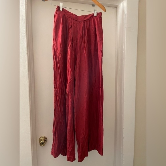 Cellmia Collection Deep Red Wide leg Pants size Medium NWT - Picture 7 of 10